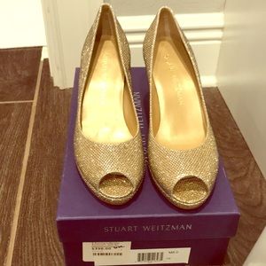NWT Stuart Weitzman glitter gold peeptoe heel 6